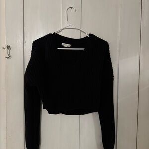 Aeropostale Black Cropped V neck Sweater